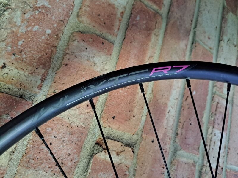 Whyte R7 bicycle wheel 700c disc black