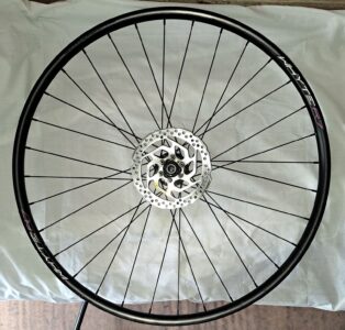 Whyte R7 bicycle wheel 700c disc black