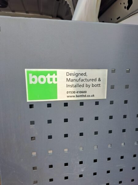 Bott van rack and bench vise