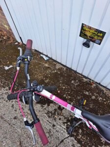 Carrera kids bike 26" in good condition