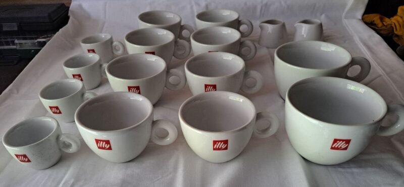Illy set cups & mugs