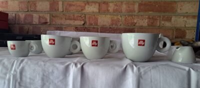 Illy set cups & mugs